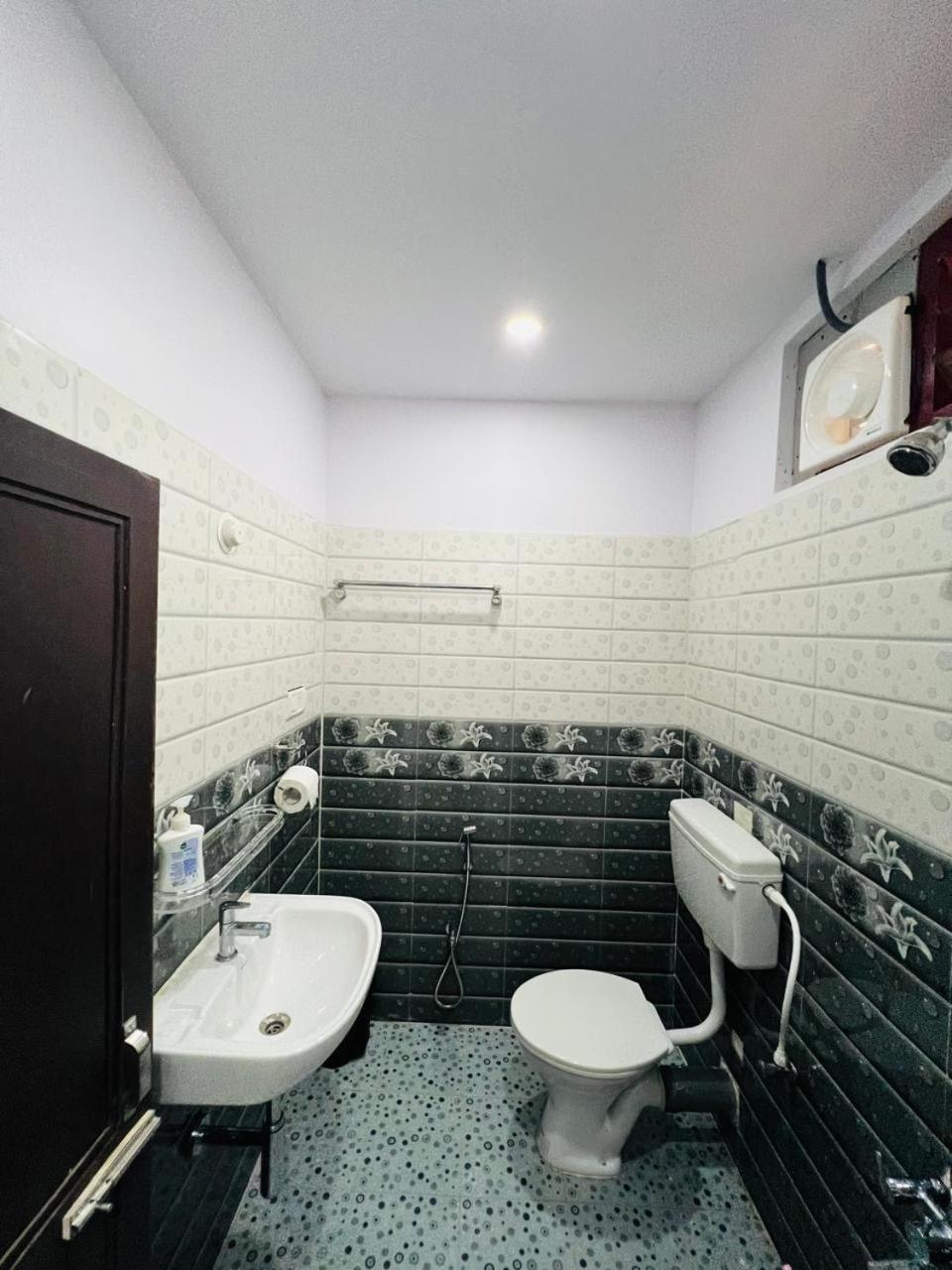 Sea Shore Residency Port Blair Εξωτερικό φωτογραφία